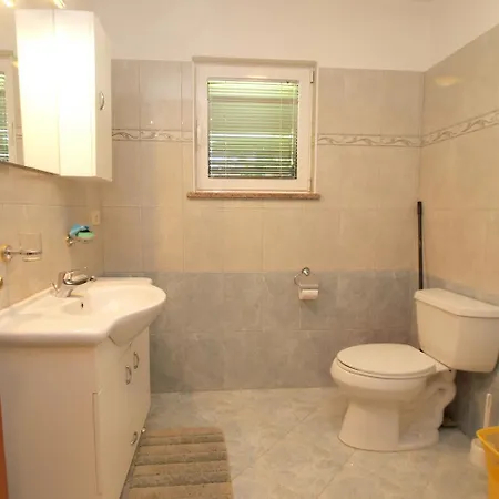 1094 Apartment *